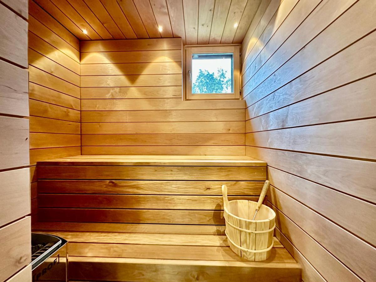 Elegant Apartment With Sauna In The Center Рованиеми Экстерьер фото